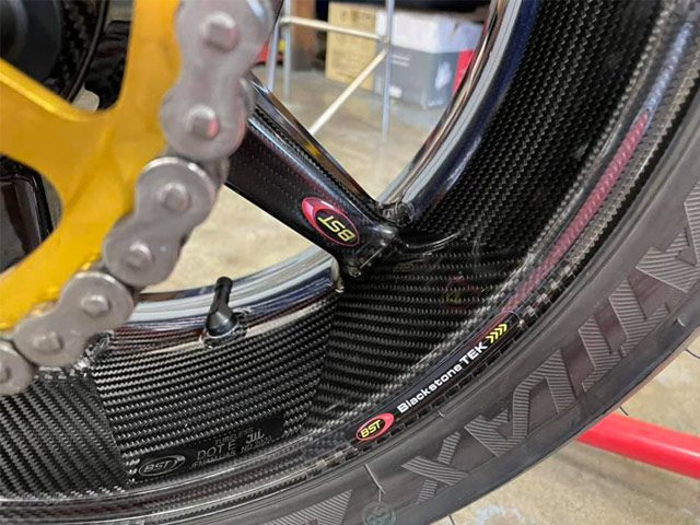 BST carbon fibre wheels